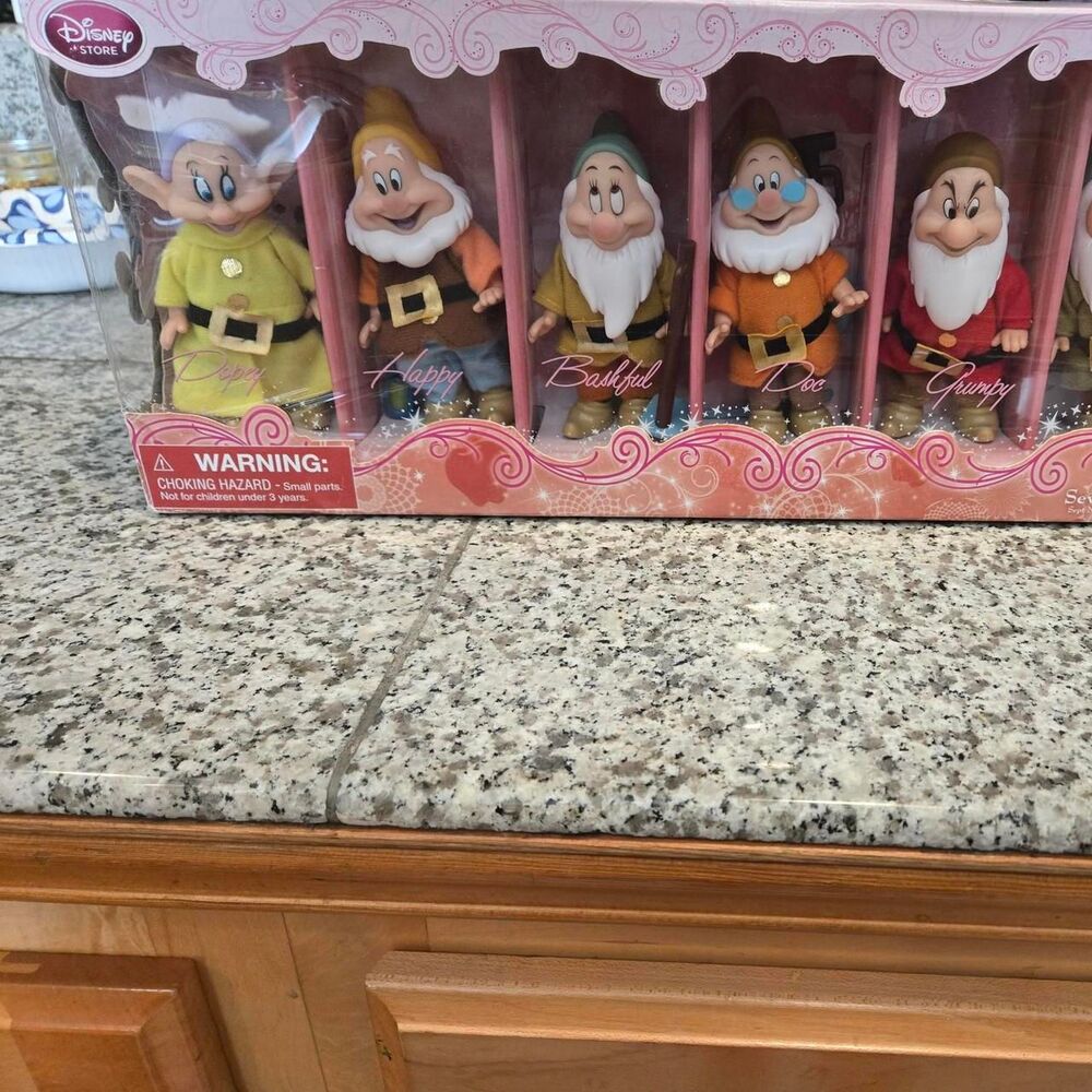 Disney multi Dolls-accessories